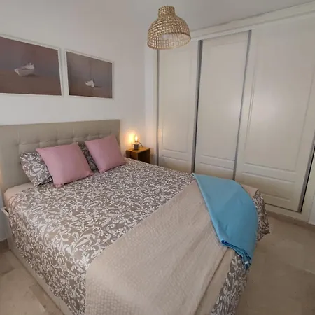 Apartment Con Gran Terraza A 50 M De La Playa San Luis de Sabinillas