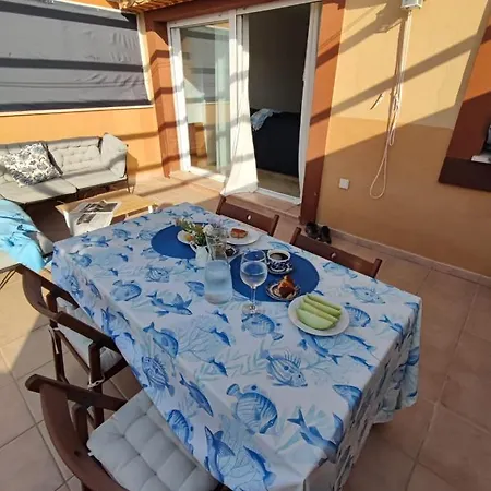 Con Gran Terraza A 50 M De La Playa Apartment *