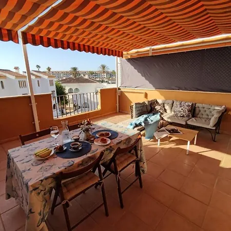Con Gran Terraza A 50 M De La Playa * San Luis de Sabinillas