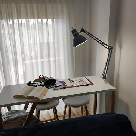 Con Gran Terraza A 50 M De La Playa Apartment *