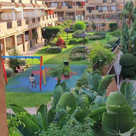 Con Gran Terraza A 50 M De La Playa